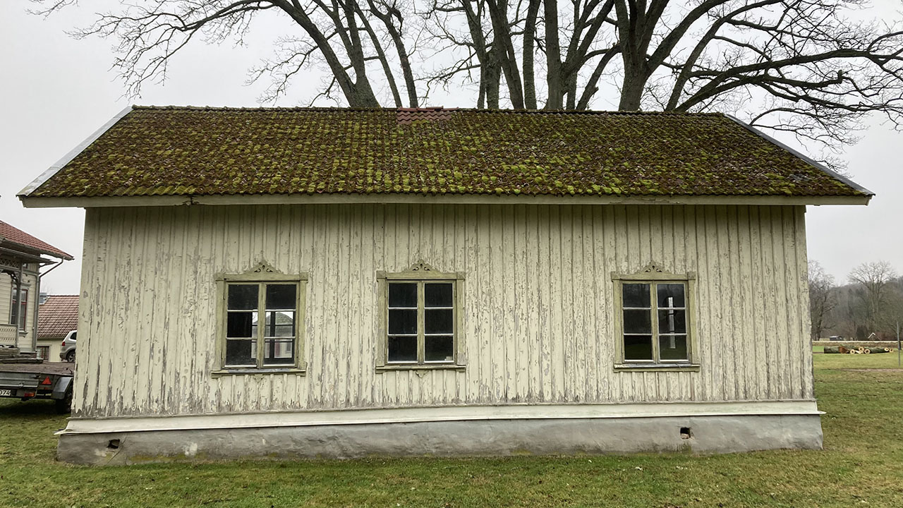 Urhem genomförde takrenovering på gård i Timmersdala.